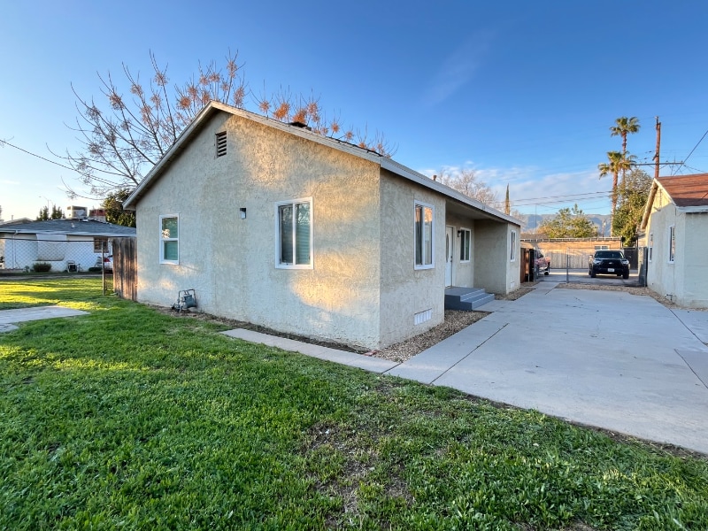 Building Photo - 1610 N H St