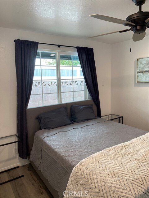 Building Photo - 723 N Quince Ave