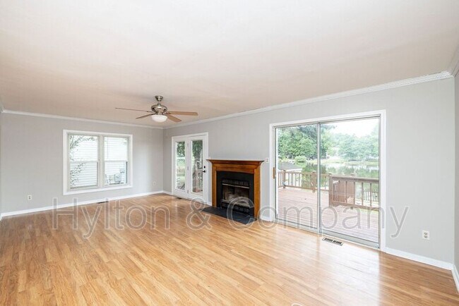 Building Photo - 7712 Breaker Point Ct