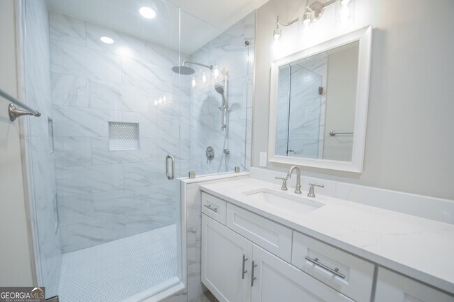 Building Photo - 290 Ginger Cake Rd