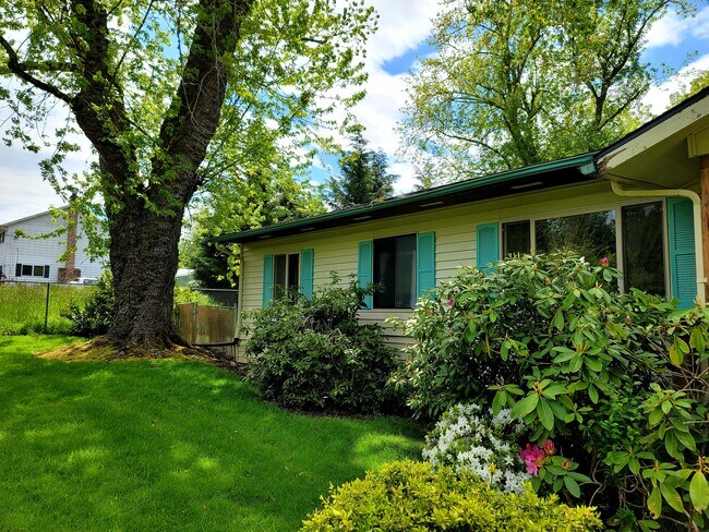 Building Photo - 11071 SE 242nd Ave