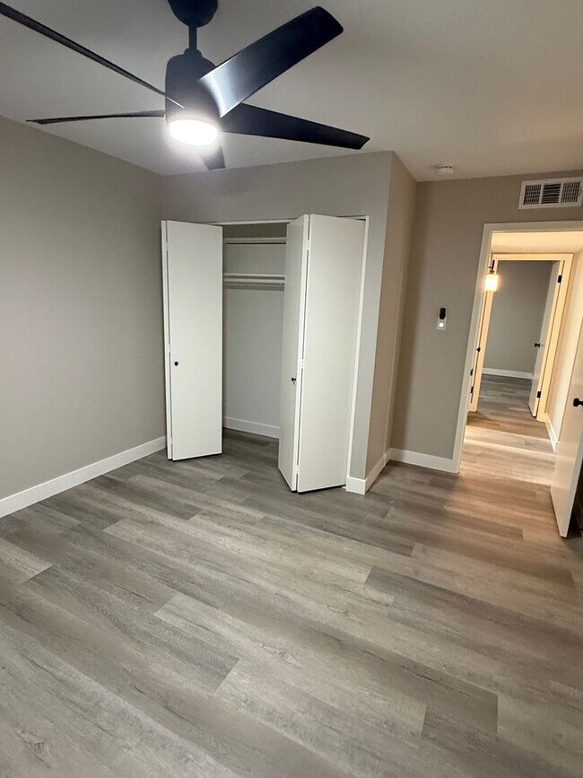 Building Photo - Remodeled 3 Bedroom Home Tempe