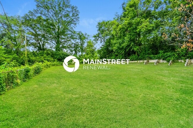 Building Photo - 3 Bedroom Pet-Friendly Home in Birmingham,...