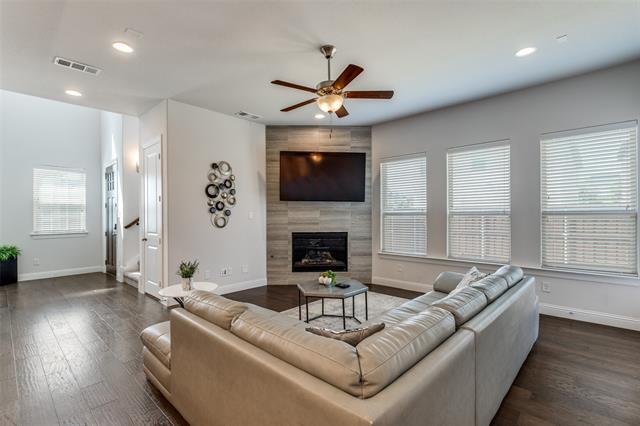 Building Photo - 814 Davids Way