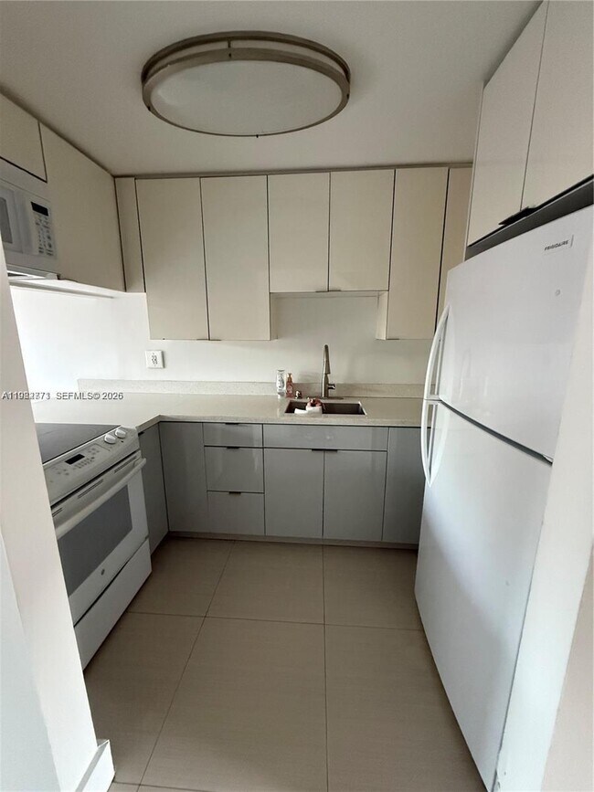 Building Photo - 13215 SW 57th Terrace