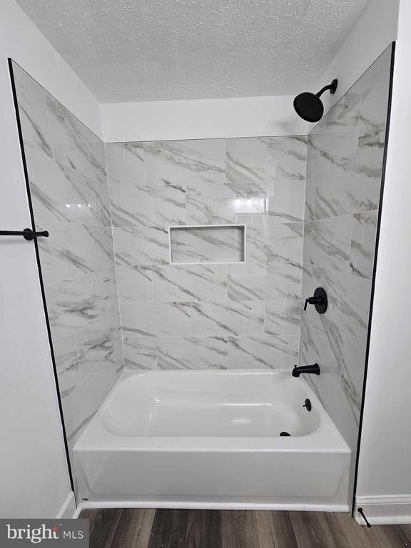 Building Photo - 254 Princeton St