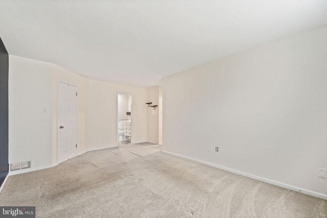 Building Photo - 509 Cascade Ct