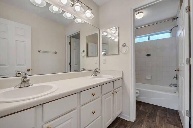 Building Photo - 8313 Elan Dr