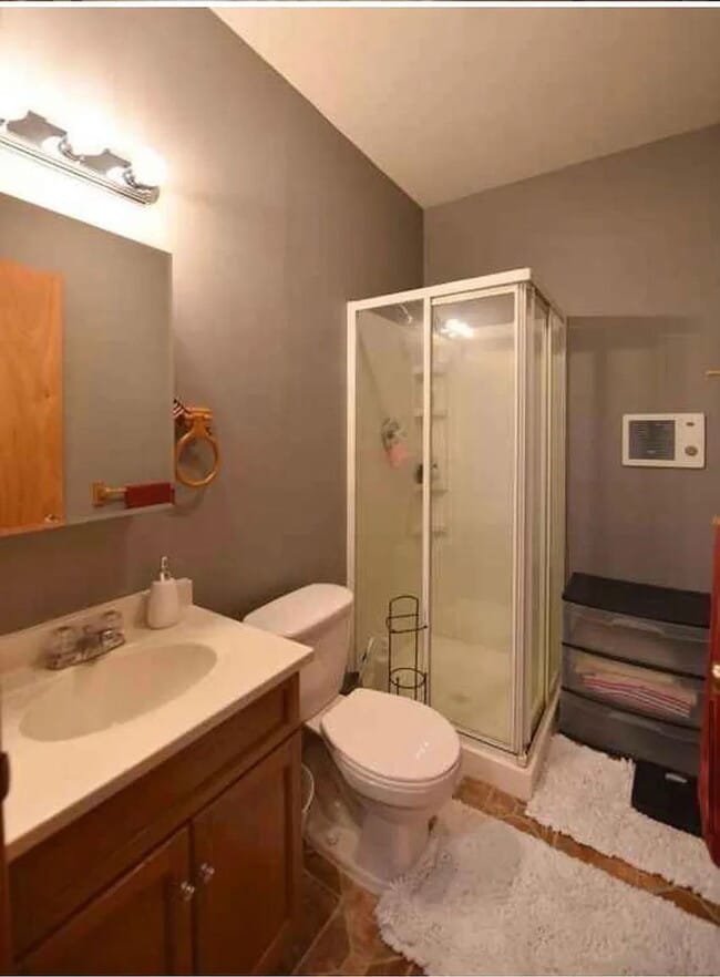 Building Photo - 822 Beech St