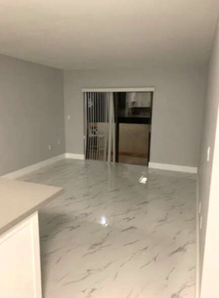 Building Photo - 1101 SW 122nd Ave