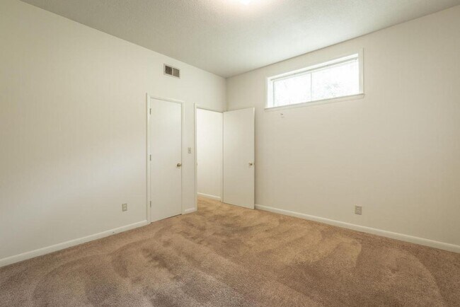 Building Photo - 3408 Gail Dr