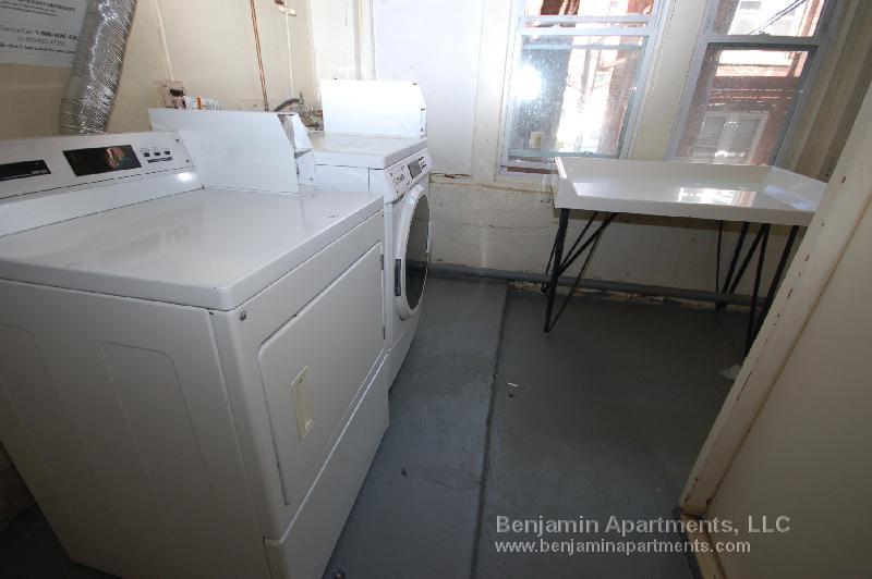 Building Photo - 1687 Commonwealth Ave