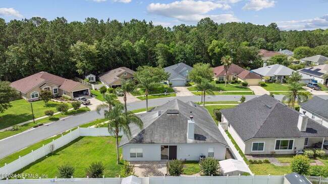 Building Photo - 13260 Bonaparte Ln