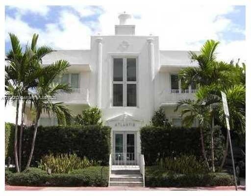 Building Photo - 1751 James Ave