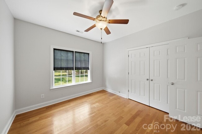 Building Photo - 7107 Nesbit Rd