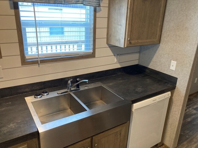 Building Photo - University Estates Mobile Home Community