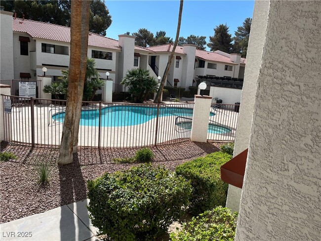 Building Photo - 6645 W Tropicana Ave