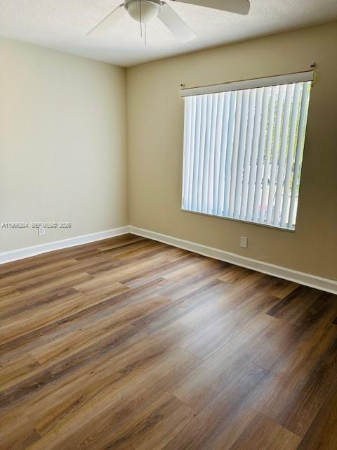 Building Photo - 1500 Crescent Cir