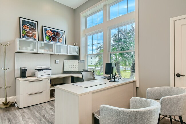 Building Photo - 1016 Walden Pond Dr