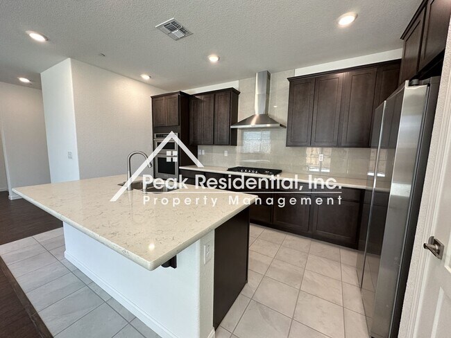 Building Photo - Brand New 3bd/2ba Folsom Home-Must See!