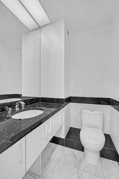 Building Photo - 150-156 W 56th St