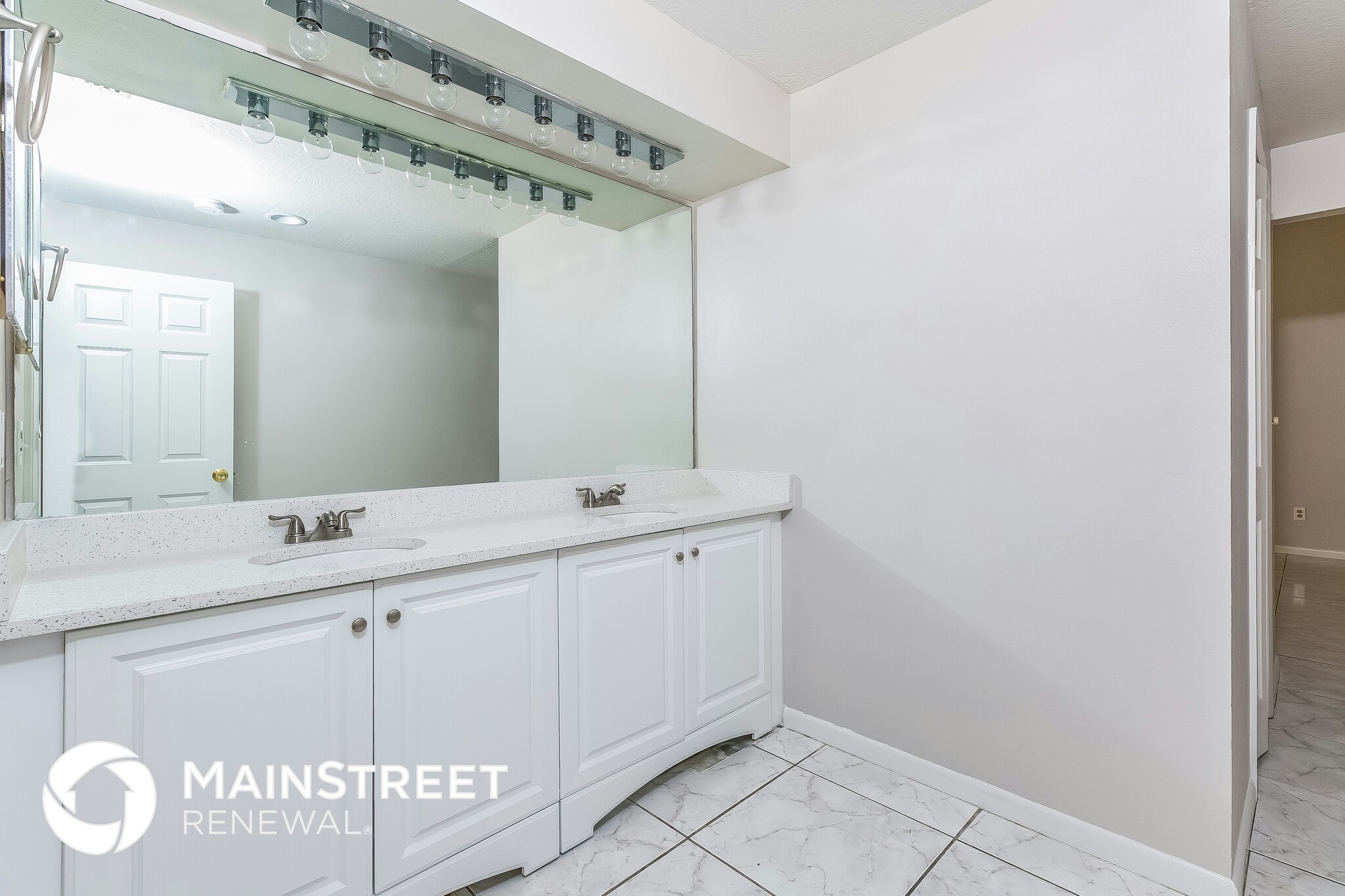 Building Photo - 1656 Parakeet Ct