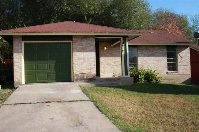 Building Photo - 13686 Research Blvd