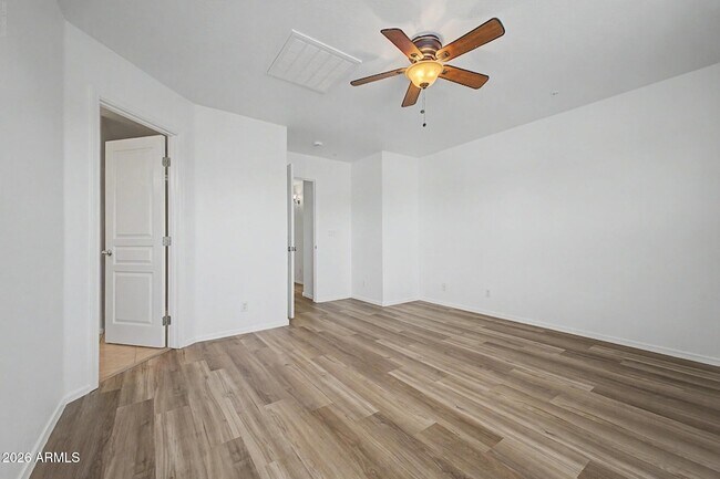 Building Photo - 8777 W Dahlia Dr