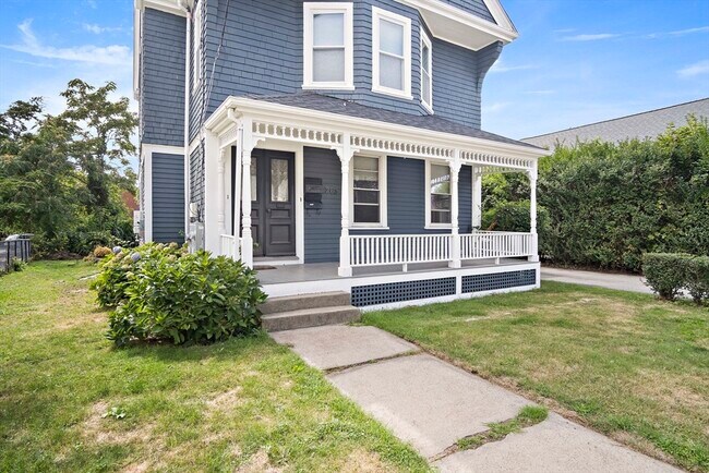 Building Photo - 263 Riverside Ave