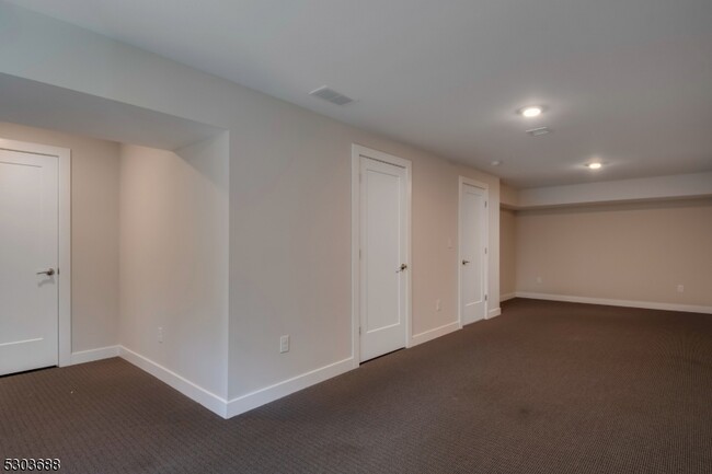 Building Photo - 120 Sowers Dr