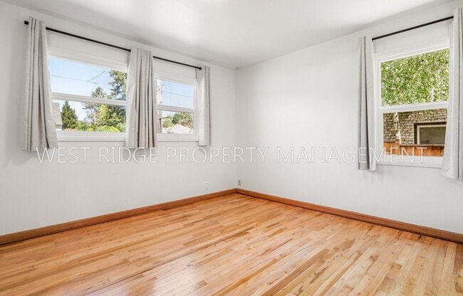 Building Photo - 11356 NE Glisan St
