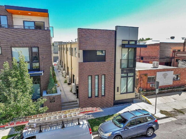 Building Photo - 4432 Tennyson St