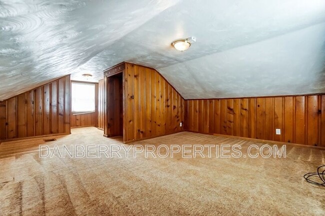 Building Photo - 818 Brookley Blvd