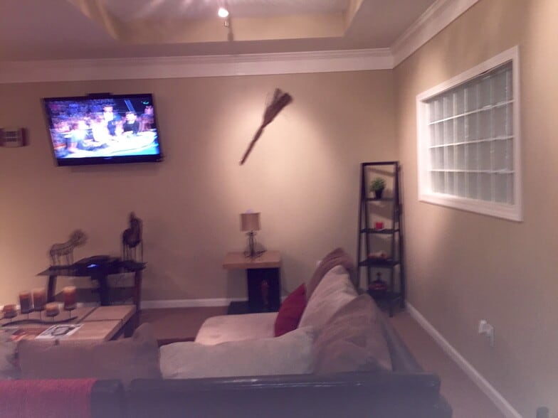 Building Photo - 400 17th Street Northwest