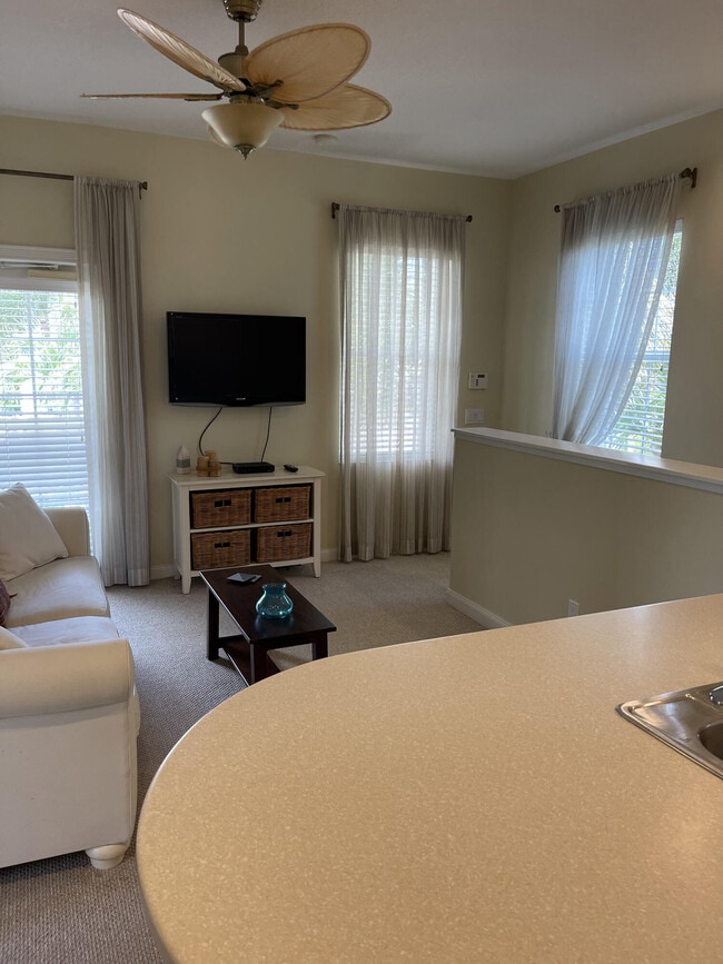 Building Photo - 1833 Dakota Dr