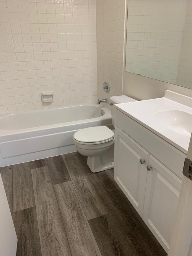 Building Photo - 4114 E Union Hills Dr