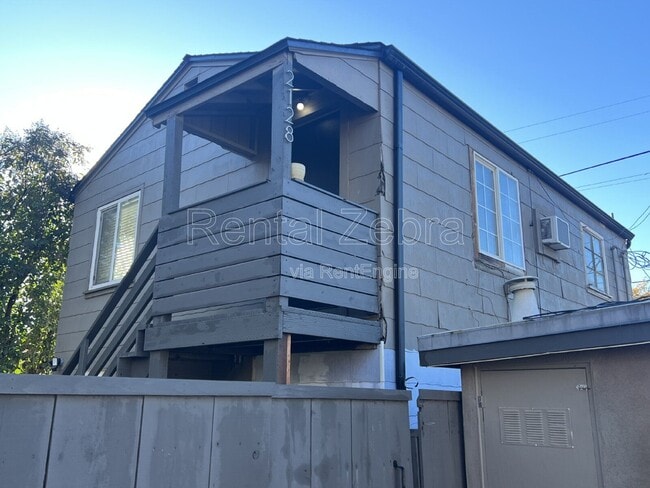 Building Photo - 2128 K St