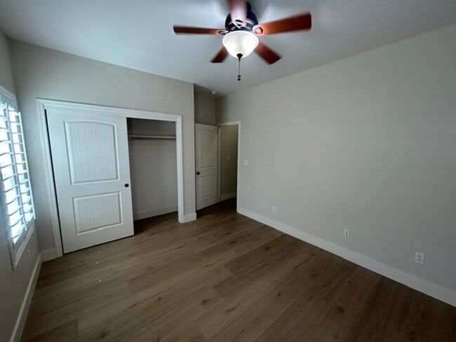 Building Photo - 2 Story house in Cul-De-Sac