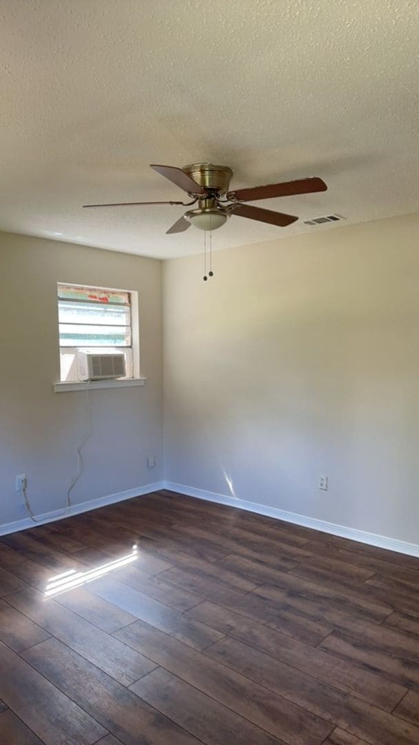 Building Photo - 148 Edgeview Heights Rd