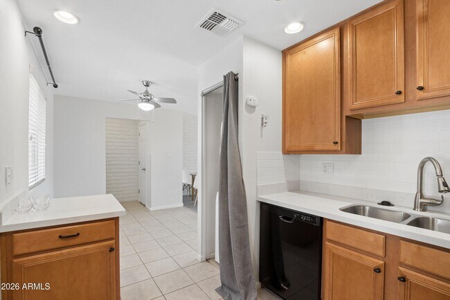Building Photo - 4354 N 82nd St
