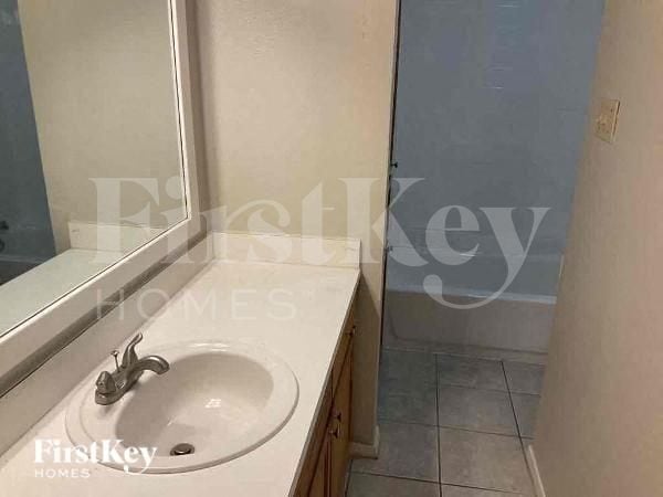 Building Photo - 6481 Whitehurst Dr