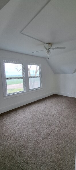 Building Photo - 4156 2500 E