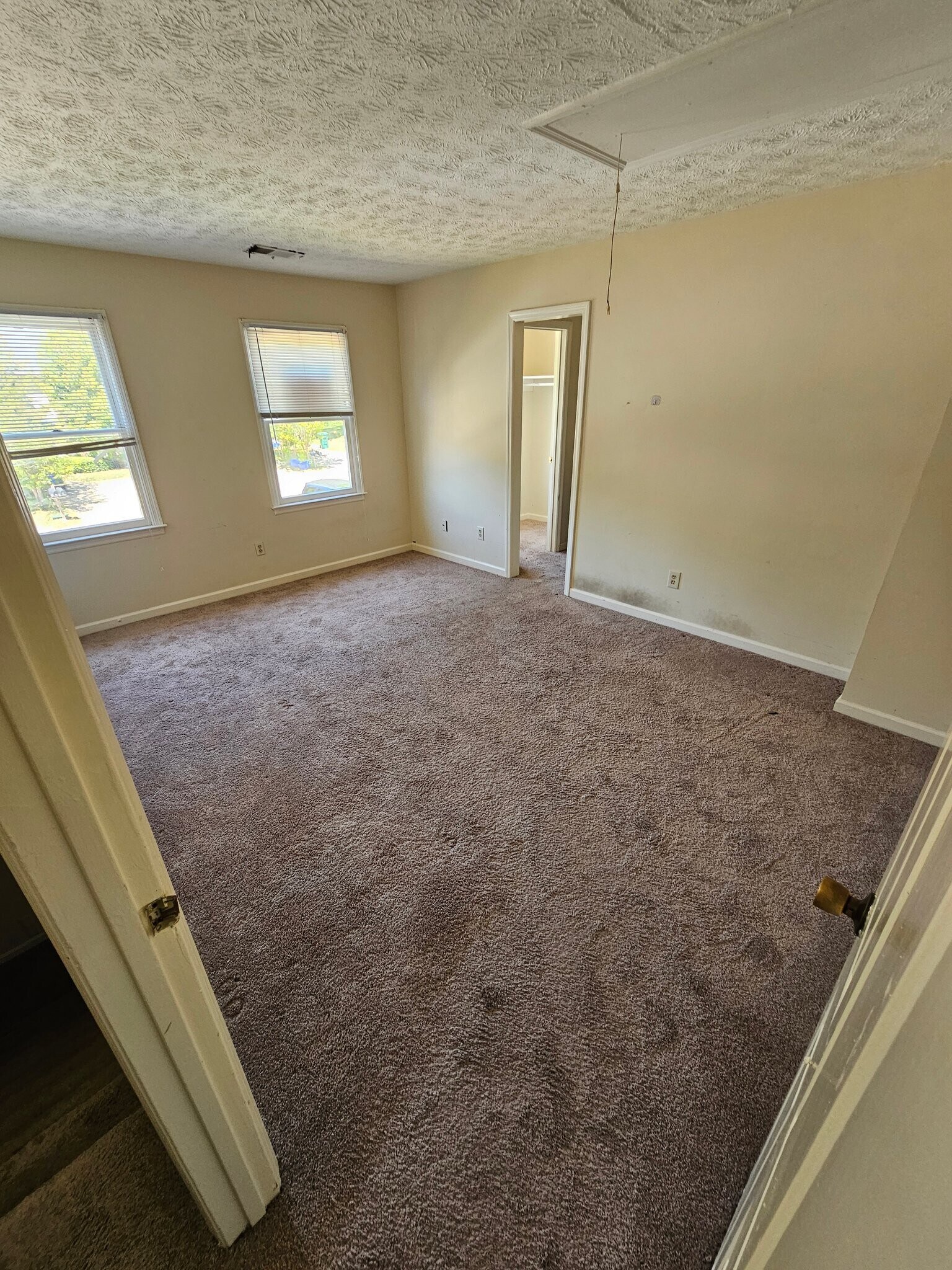 Building Photo - 1007 Oaks Pkwy SE