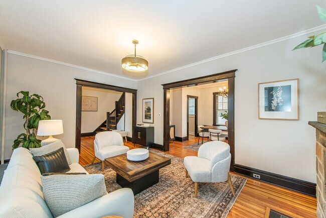 Building Photo - 61 Claremont Ave