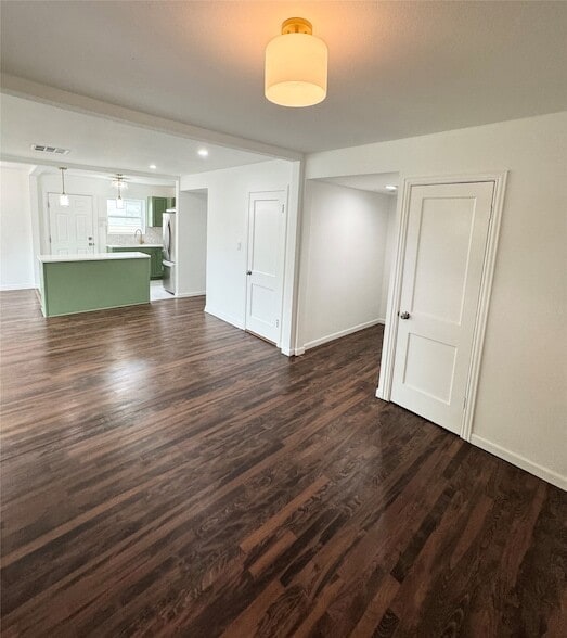 Building Photo - 6442 Latta St