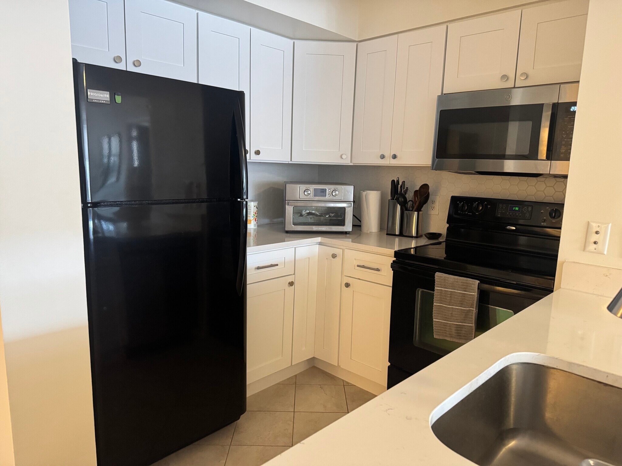 Building Photo - 5809 Nicholson Ln