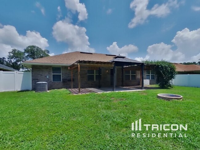 Building Photo - 2320 Bur Oak Place