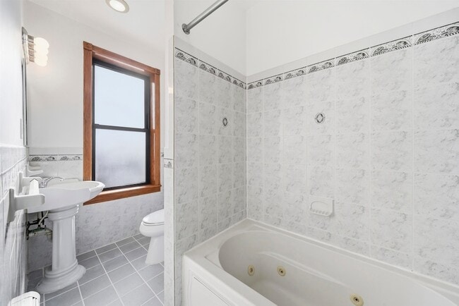 Building Photo - 800 Ocean Ave