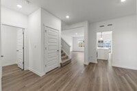 Building Photo - 1733 Stable Ln