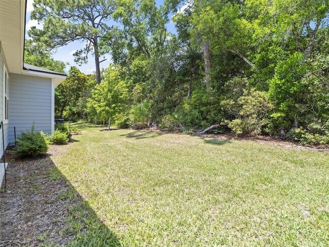 Building Photo - 73 Moana Ct N